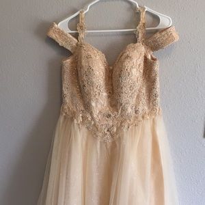 Cinderella style champagne quinceañera dama dress